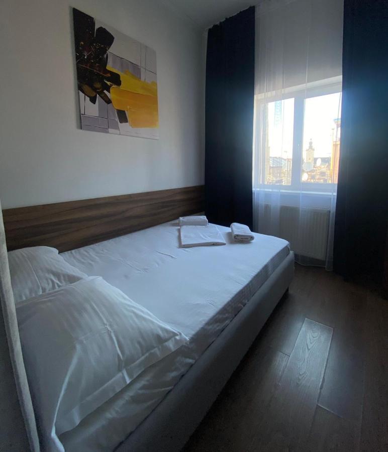 Leogrand Apartments On Kniazia Romana 26 Львов Экстерьер фото